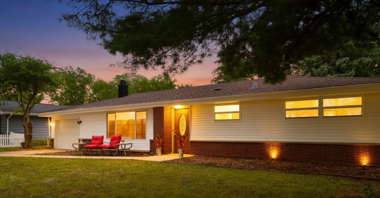 Curb Appeal Services © | Remodeling Contractors Barrington IL., Wheaton,  IL,