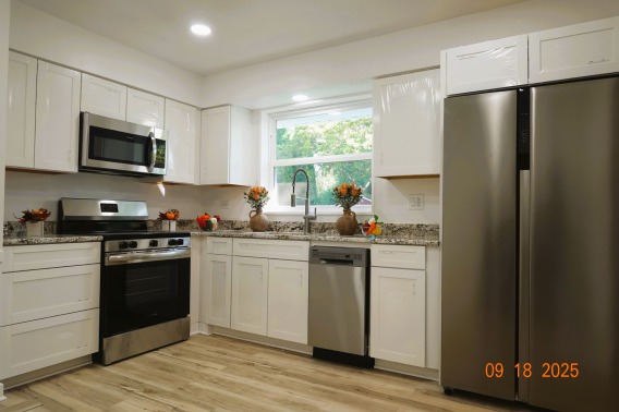 Curb Appeal Services © Andreas 630-398-9900